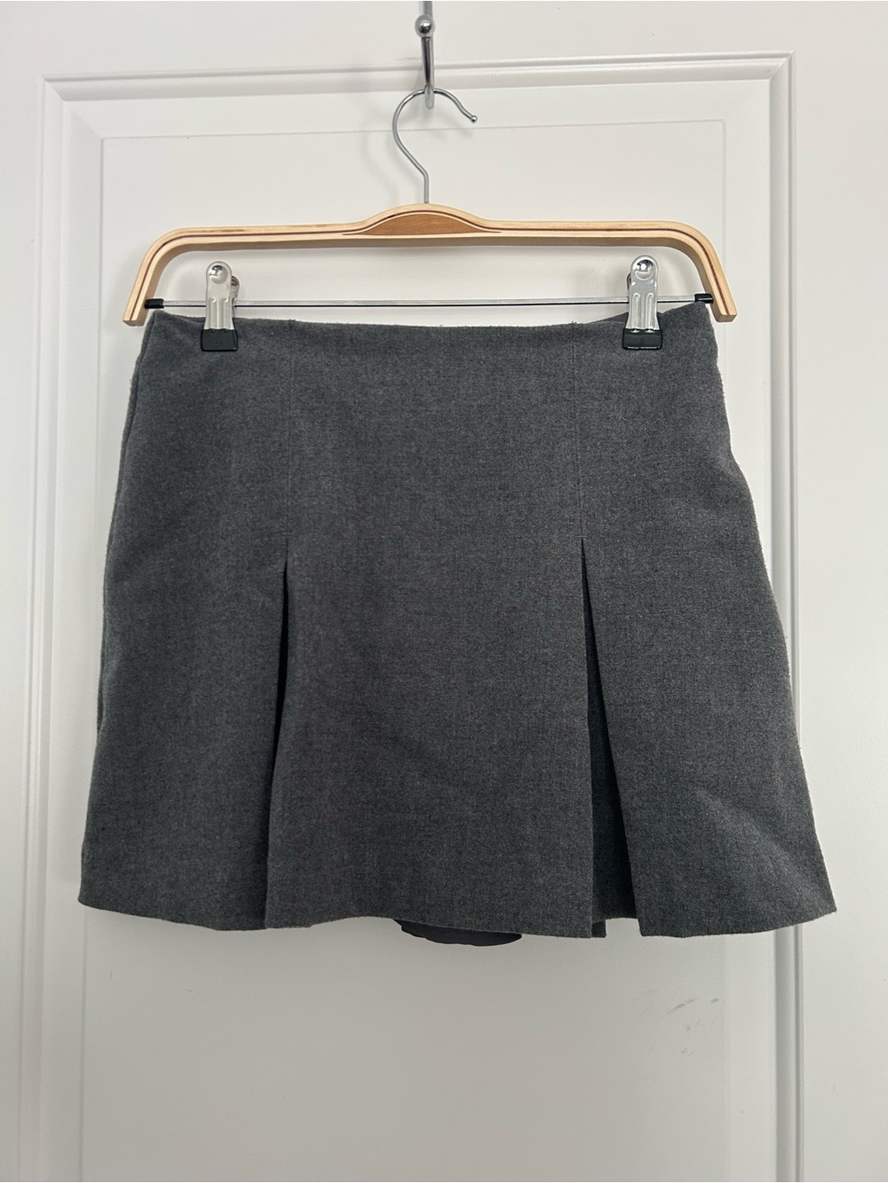 Abercrombie Gray Pleated Wool Mini Skirt Skort